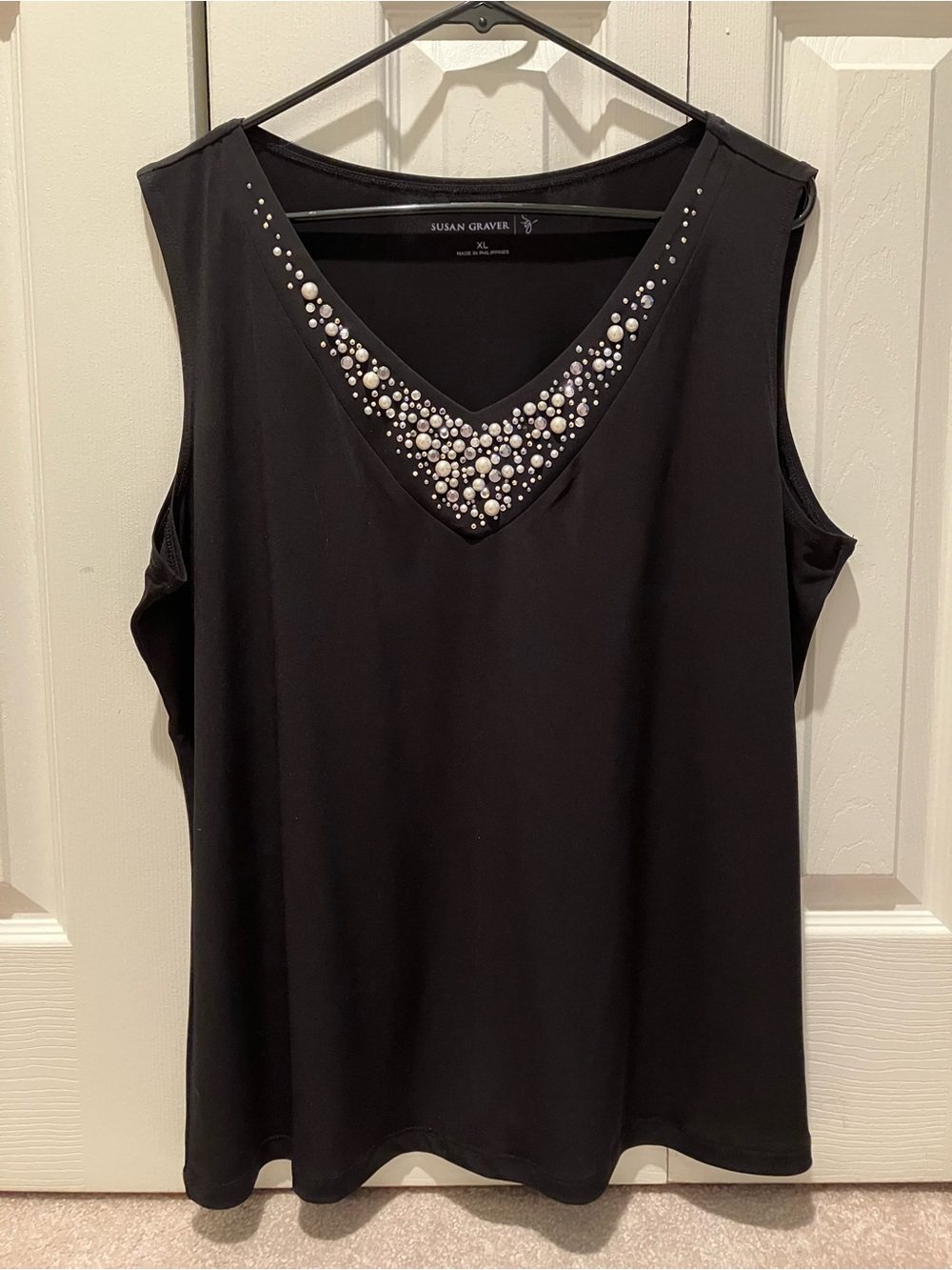 Susan Graver Embellished V Neck Black Sleeveless Blouse Tank Top. Size XL